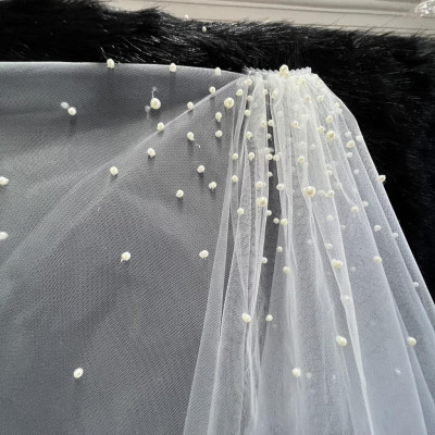 Voan cài tóc cô dâu trắng kem đính hạt dầy ngắn 70 cm Giangpkc