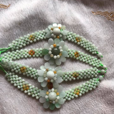 VÒNG LẮC TAY ĐÁ CẨM THẠCH TỰ NHIÊN MẶT BÔNG HOA TO 4CM ĐẸP MÀU TRẮNG XANH RẤT DUYÊN