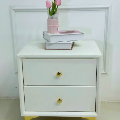 Giường nhập khẩu Tundo 1m8 x 2m Tặng kèm Tủ đầu giường cùng màu