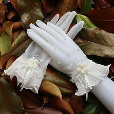 Găng tay cô dâu ngắn vải voan đính hạt nhẹ nơ hoa kết tay bèo nhún trắng giangpkc phụ kiện cưới