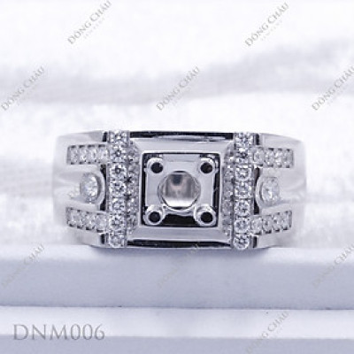 Nhẫn nam kim cương 2 viên chủ 3 viên tấm - DCM006