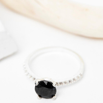 Nhẫn bạc đá sapphire xanh đen ni 17 mệnh thủy, mộc - Ngọc Quý Gemstones