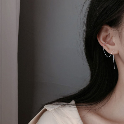 Bông tai dáng dài xu thế trang sức mỏng cách điệu