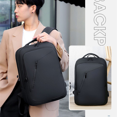 Balo laptop (15.6 inch) phong cách hiện đại - BEE GEE BLLT5597