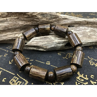 Vòng trầm cao cấp 12 ly (100% gỗ trầm tự nhiên)