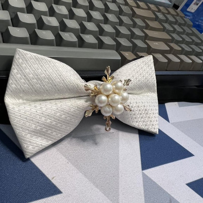 Nơ đeo cổ nam trắng độc đáo dành cho MC - Chú rể- Tiệc cưới Giangpkc 11/2021