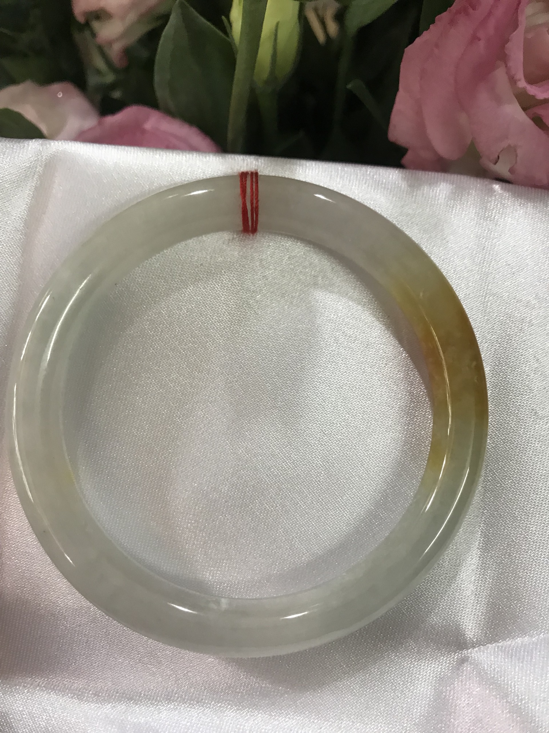 Vòng Cẩm Thạch mới Trắng Vàng Bóng đẹp Ni 57mm Chột 8mm Nữ mạng kim mạng thổ 55kg đến 65kg đeo dễ thương xinh xuất sắc ạ