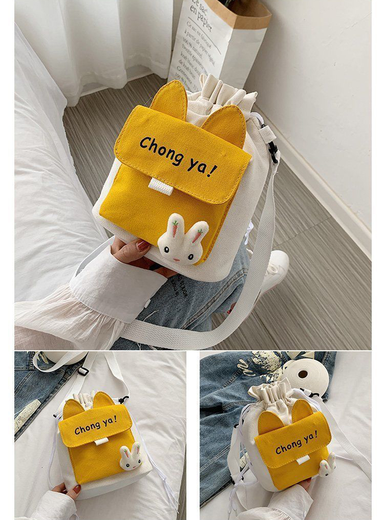 Túi đeo chéo nam nữ phong cách dễ thương - BEE GEE DCTE1061