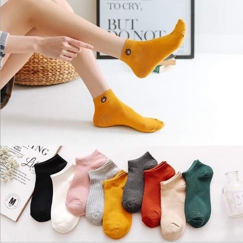 Combo 10 đôi tất hoa cúc , gấu nữ ,cổ ngắn nhiều màu dễ thương vải cotton , khử mùi , kháng khuẩn kèm túi dây rút xinh xắn cute cho phái nữ