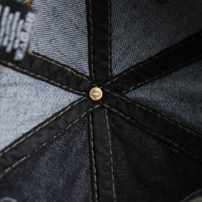 Nón nam, mũ lưỡi trai Ông Địa Religion tưa phối vải jeans form đẹp thời trang đường phố