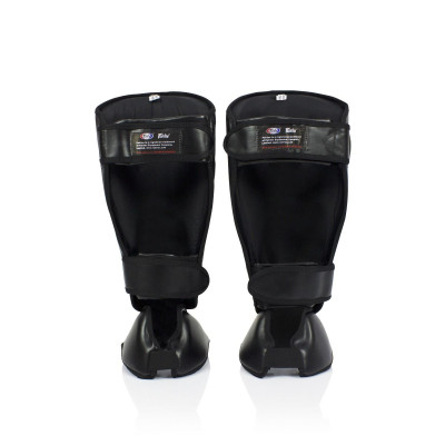 Giáp chân Muaythai Fairtex Twister SP7 