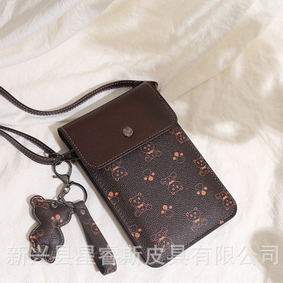 Túi đeo chéo nữ phong cách dễ thương – BEE GEE DCNU1058