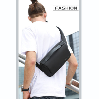 Túi đeo chéo nam cao cấp phong cách mới BEE GEE – DCN9068