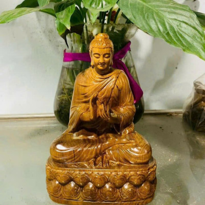 Tượng nam mô bổn sư thích ca bằng gỗ bách xanh thơm nức kt cao 15cm