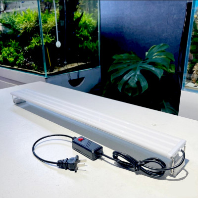 Đèn LED máng bể cá 20-90cm XML Ánh Sáng Trắng cao cấp 