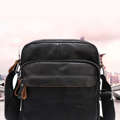 Túi đeo chéo nam DA BÒ THẬT phong cách mới  - BEE GEE DCN9277