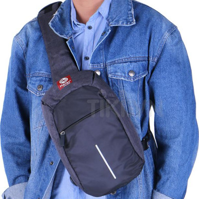 Túi Đeo Chéo Nam Chống Trộm HARAS HRTK196 (31 x 18 cm) - Đen