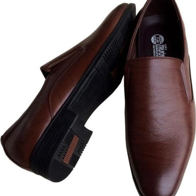 Giày tây nam Trường Hải màu nâu da bò thật mềm mại không bong tróc đế cao su không trơn  GT541