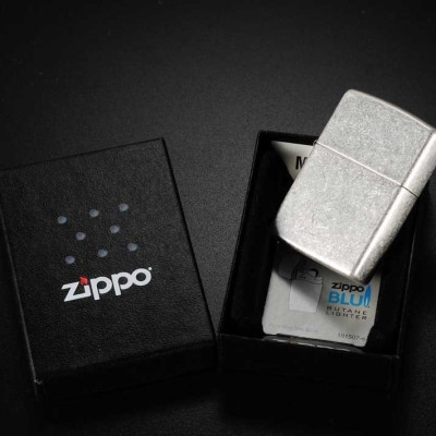 Bật Lửa Zippo Antique Silver Plate 