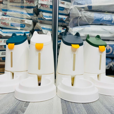 Bình Thức Ăn Tự Động Cho Chó Mèo Hình Mèo Tai Vểnh