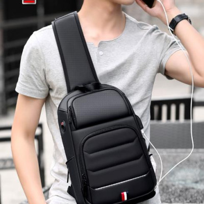 Túi đeo chéo đeo ngực nam thông minh đa chức năng thời trang cao cấp phong cách cá tính