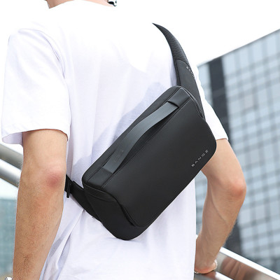 Túi đeo chéo nam cao cấp phong cách mới BEE GEE – DCN9068