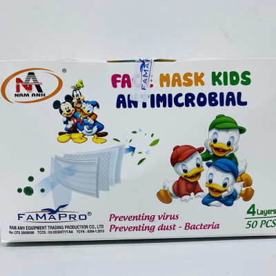 Hộp 50 Khẩu Trang Trẻ Em Kháng Khuẩn FAMAPRO 4 Lớp