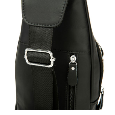 Túi đeo chéo nam DA BÒ THẬT – BEE GEE DCN9344