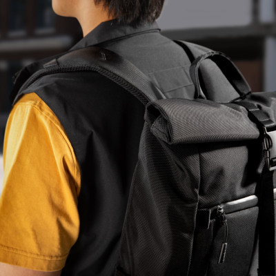 Balo Du Lịch Laptop 15.6 Inch TOMTOC DAYPACK T61 Dành Cho MacBook 16 Inch Sức Chứa 23L - Hàng Chính Hãng