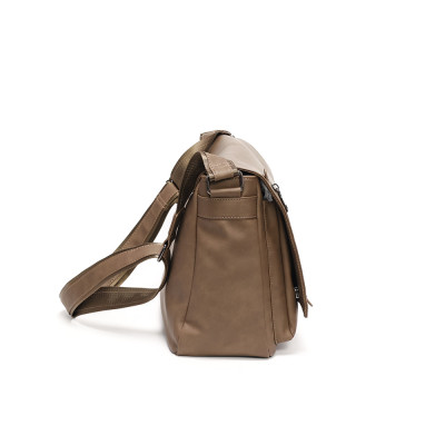 Túi đeo chéo nam kiểu dáng mới - BEE GEE DCN9402