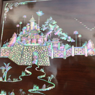 Tranh treo tường tích vinh quy bái tổ khảm ốc đỏ ,mầu sắc bẩy sắc cầu vồng ,hàng siêu đẹp kt 107×217×5cm