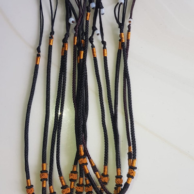 Sợi Dây Đeo cổ mới ĐEN Kiểu dạng rút đẹp Size 3mm x dài trồng cổ Anh Chị tự chỉnh theo ý 23cm - 30cm Phối với mặt Phật, mặt dây chuyền nam nữ đeo được hết rẻ đẹp ạ