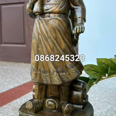 Tượng trần quốc tuấn trần hưng đạo vương bằng gỗ trắc xanh cực đẹp kt cao 60×21×16cm