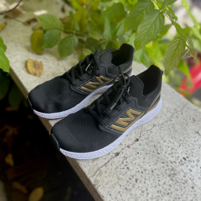 Giày Thể Thao Nam Limenco L6007 Màu Vàng, Đế Phylon Êm Nhẹ, Đi Chơi, Thể Thao