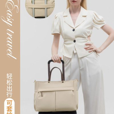 Túi xách nữ công sở dáng ngang cao cấp BEE GEE TN1118