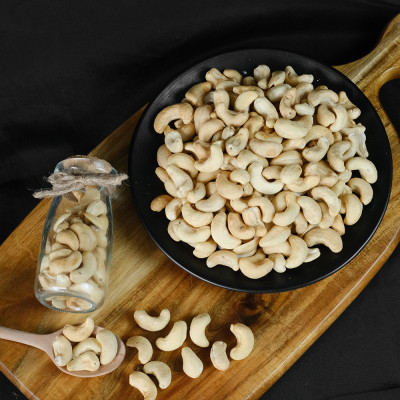 Hạt điều nướng mộc 300g DGfoods/Rustic grilled cashew/HVNCLCL/hạt điều bình phước/quà Tết