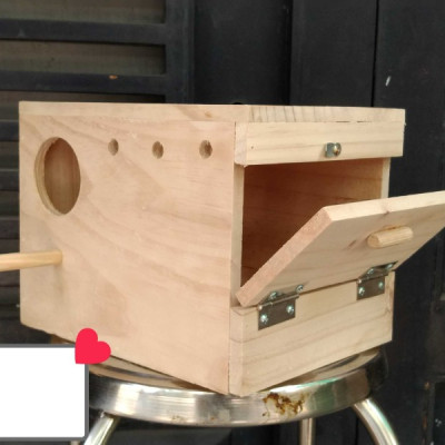 1 tổ đẻ yến phụng nắp hông 24*15*15 (gỗ thông cao cấp nguyên khối)