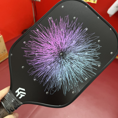 Vợt Pickleball T300 nặng 210g, mặt vợt dày 1.6cm phủ carbon, đạt tiêu chuẩn USAPA 