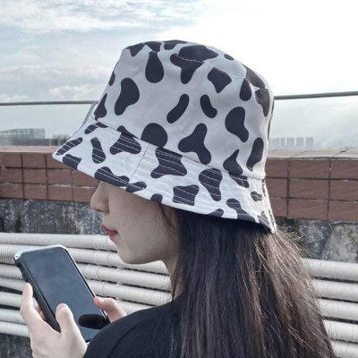  Mũ Ngựa Vằn Bò Sữa Unisex  Mũ vành tròn tai bèo, bucket màu loang trắng đen nam nữ Ulzzang HO