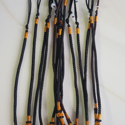 Sợi Dây Đeo cổ mới ĐEN Kiểu dạng rút đẹp Size 3mm x dài trồng cổ Anh Chị tự chỉnh theo ý 23cm - 30cm Phối với mặt Phật, mặt dây chuyền nam nữ đeo được hết rẻ đẹp ạ