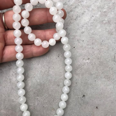 Vòng Chuỗi Đeo Cổ Đẹp Mới Đá Ngọc Hoà Điền Tự Nhiên  Size 8mm Màu Trắng Ngọc Đẹp  Nữ mệnh Kim mệnh Thủy ạ