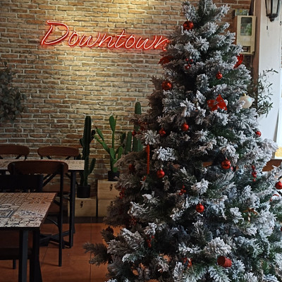 Cây thông noel phủ tuyết  2m4 - Tán dày và đẹp, cây thông chắc chắn và dể tháo lắp