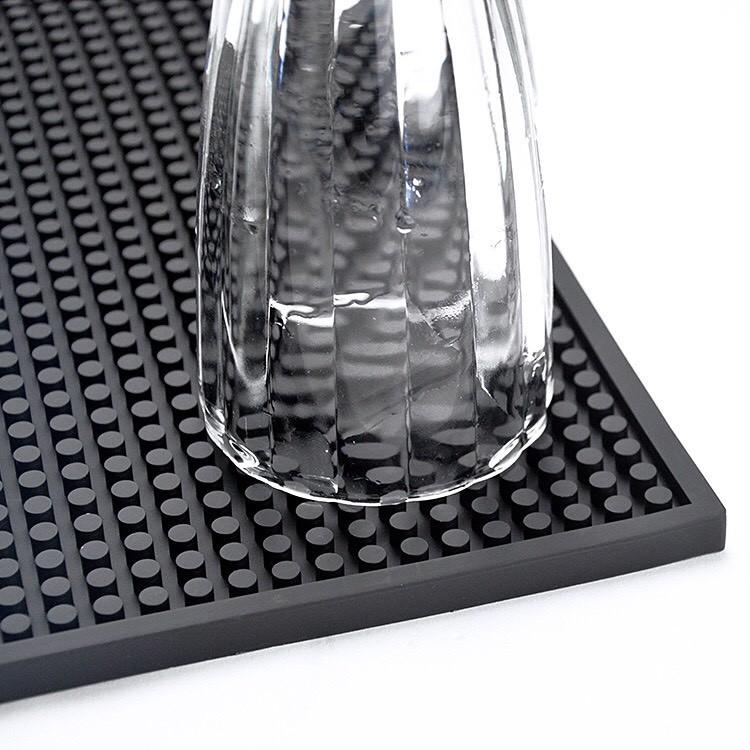 Tấm Thảm Lót Cao Su Quầy Bar Cao Cấp KT 15cm x 30cm