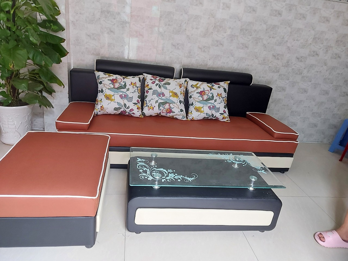 Bộ sofa văng Juno Sofa 2m2 kèm đôn 60 x 80 cm và tặng bàn Kính (màu cam)