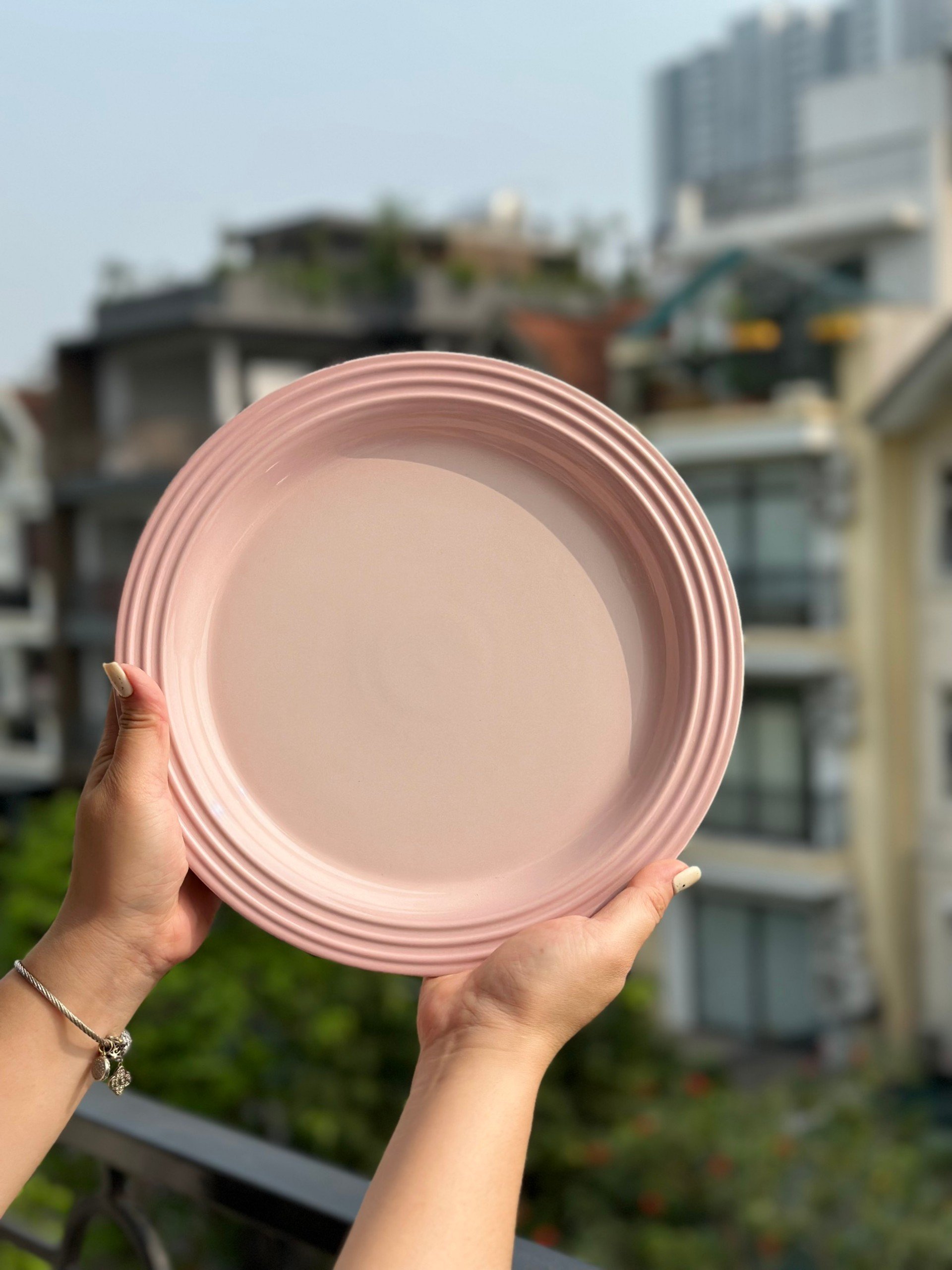 Đĩa Le Creuset 27cm màu Hồng Hàng chính hãng
