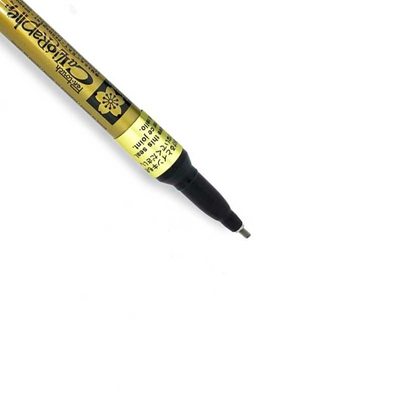 Bút Thư Pháp Sakura Pentouch Calligrapher Fine 1.8mm - Màu Gold