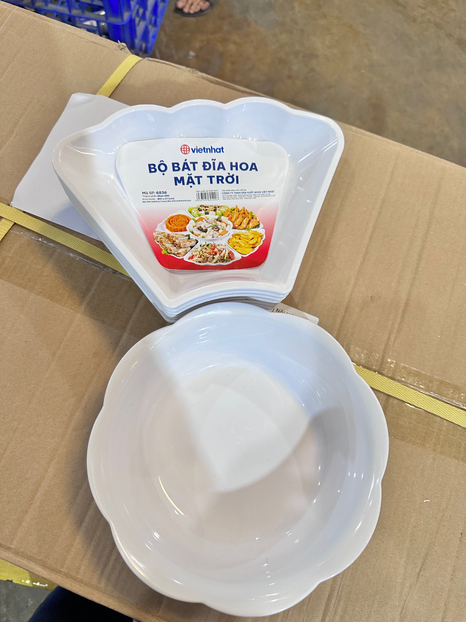Bộ Bát Đĩa Hoa Mặt Trời 7 Chi Tiết, Bộ Bát Đĩa Bày Cỗ Trong Gia Đình Loại Lớn