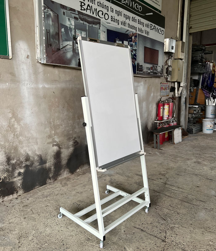 Bảng Flipchart F4 – Mặt Bảng Trắng Viết Bút Lông Poly Taiwan KT 80x120cm