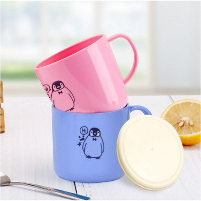 Combo 02 Cốc nhựa uống nước Nakaya 200ml có nắp silicon mềm - Nội địa Nhật Bản