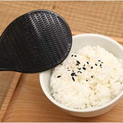 Combo bát nhựa tròn họa tiết trái tim 390ml + Muôi xới cơm chống dính 22cm - nội địa Nhật Bản